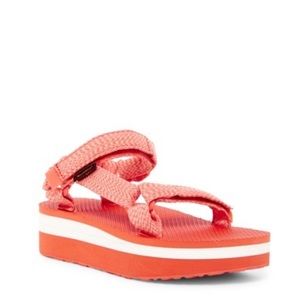 Teva Flatform Universal Sandal